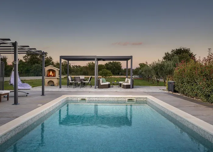 Viktoria Βίλα Krnica